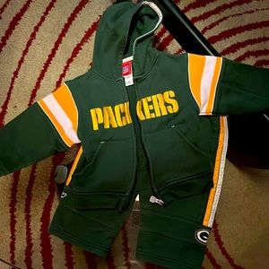24month NFL Packer Sweatshirt and Sweatpant Set